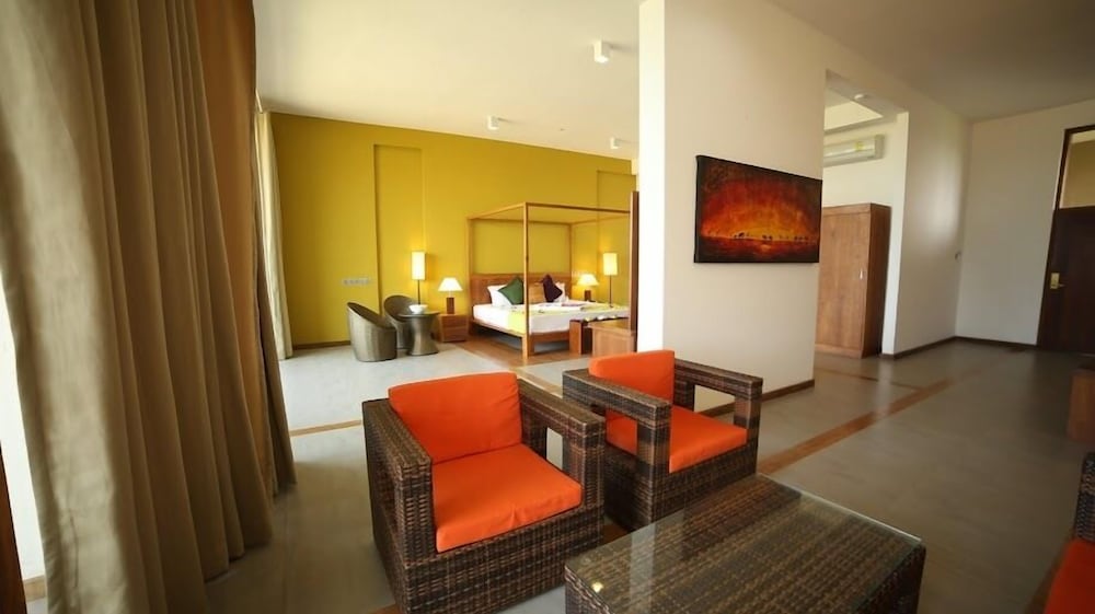 Suite, Beach View, Sea Facing photo 3