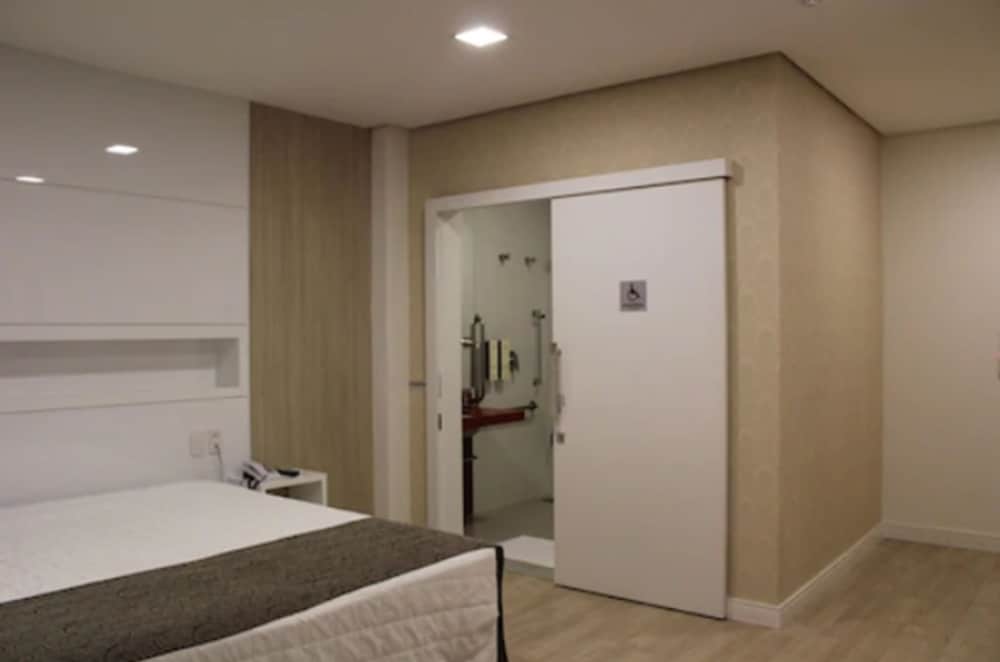 Standard Triple Room (APARTAMENTO ACESSIBILIDADE TRIPLO)