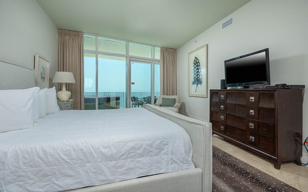 Condo, 3 Bedrooms photo 1