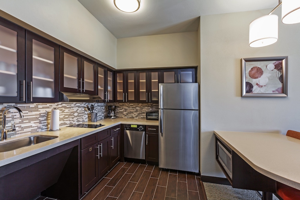 Suite, 1 Bedroom, Accessible, Kitchen (HEARING) photo 1