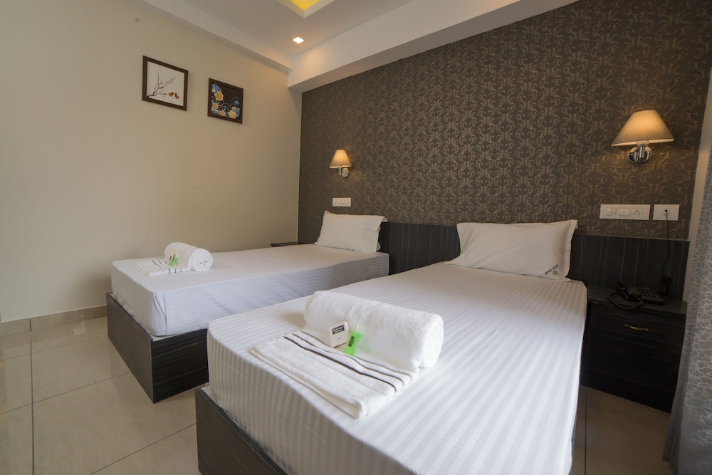 Standard Double or Twin Room photo 3