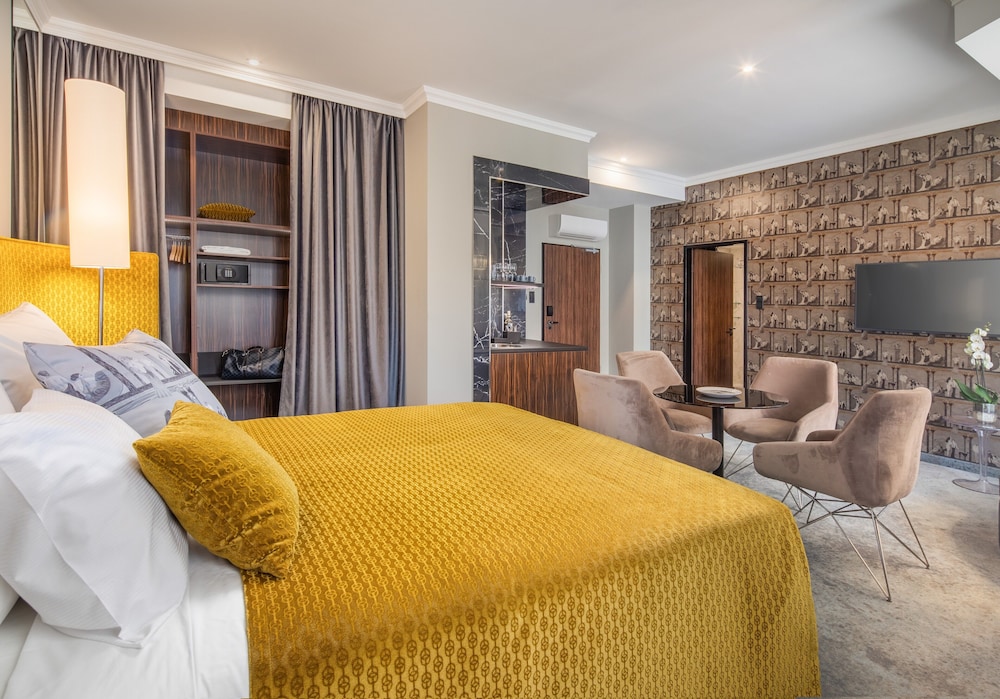 Elizabeth Suite with Terrace photo 1