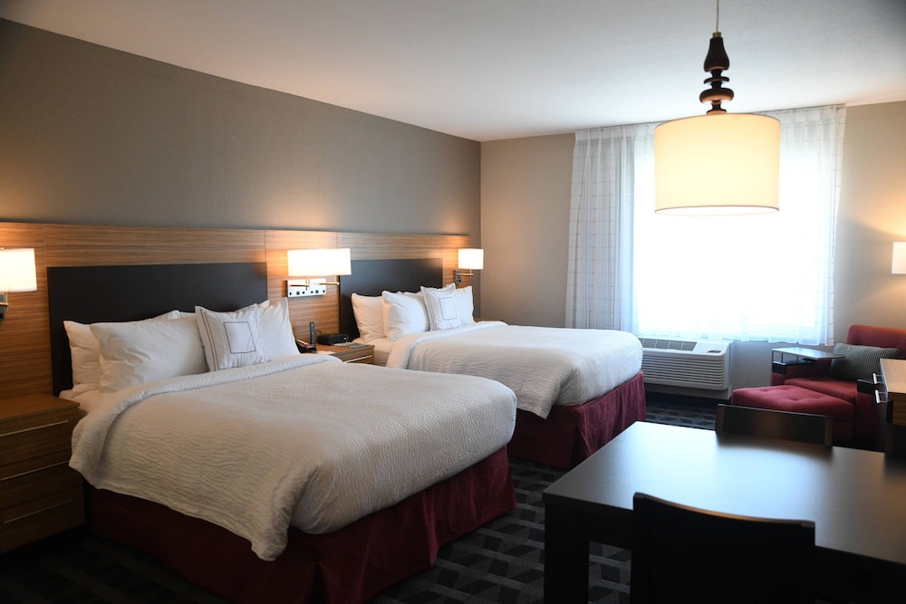 Studio, 2 Queen Beds, City View photo 1