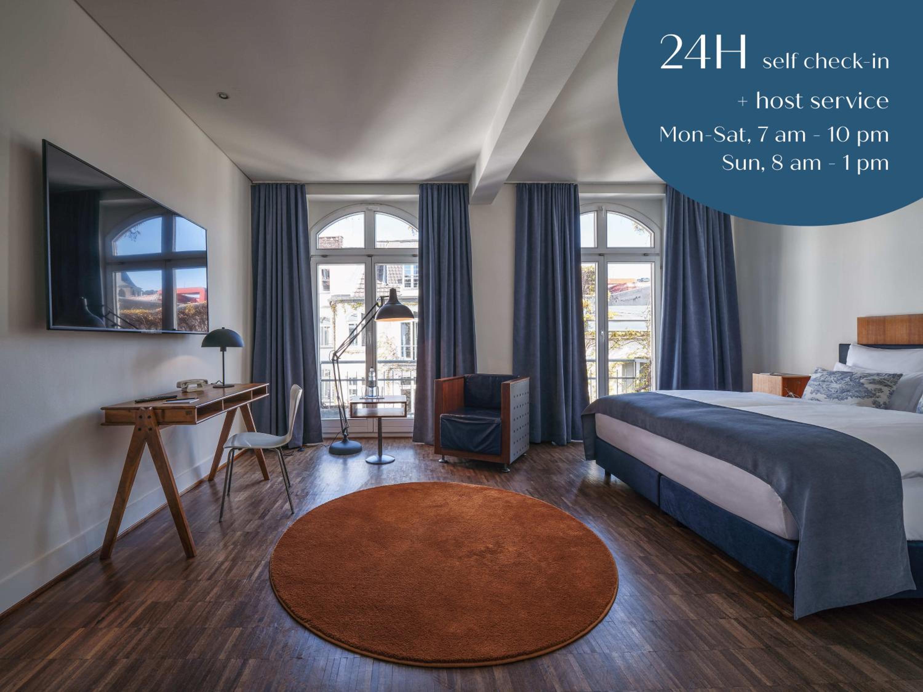 Large Double Room - Photo 1