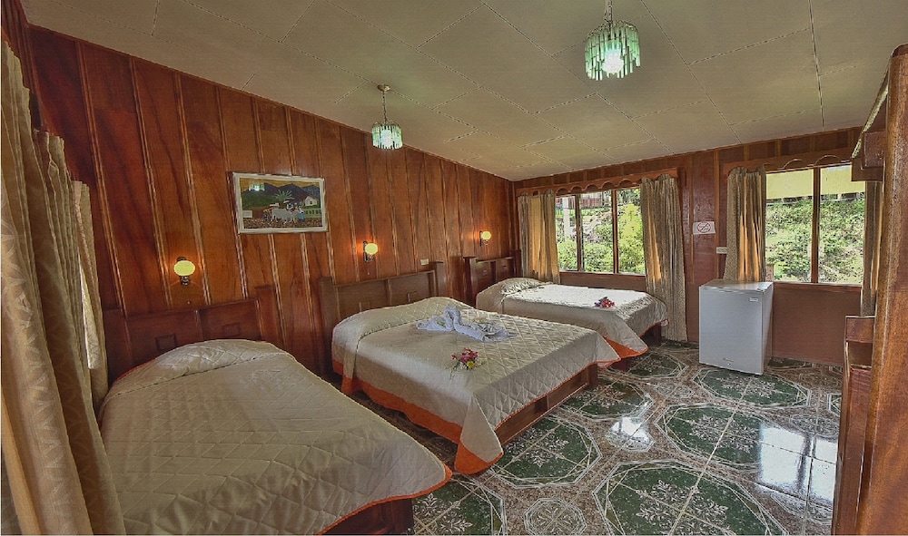 Quadruple Room, 1 Bedroom photo 2