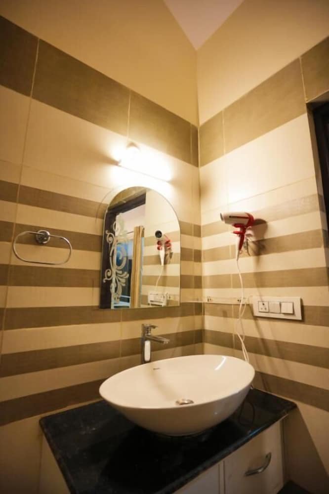 Premium Room - Photo 3