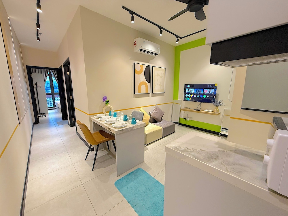 Comfort Apartment, 2 Bedrooms, Refrigerator, City View