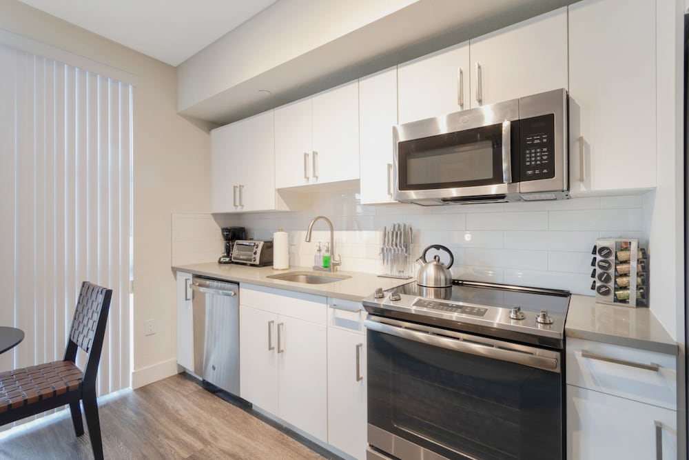 Townhome, 1 Bedroom (1001) photo 2