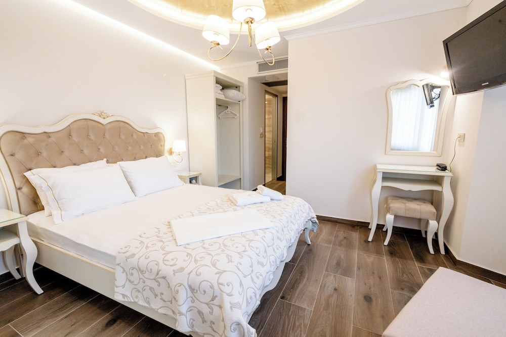Superior Room - Photo 8