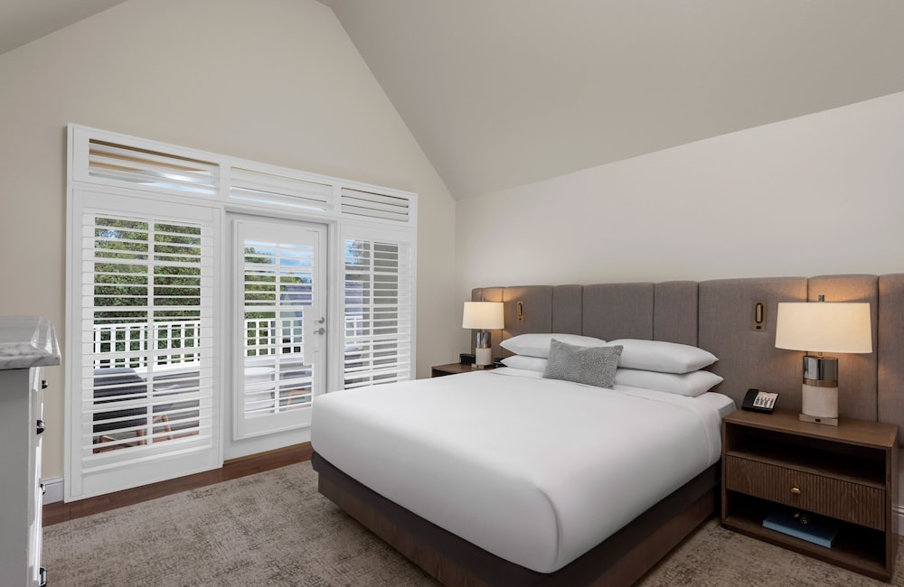 Suite (Del Mar) - Photo 1