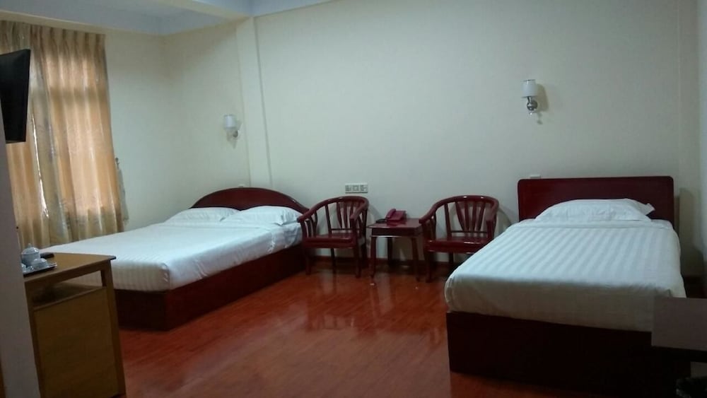 Family Room photo 1