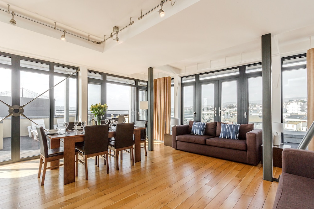 Penthouse Apartment (Penthouse 3) photo 2