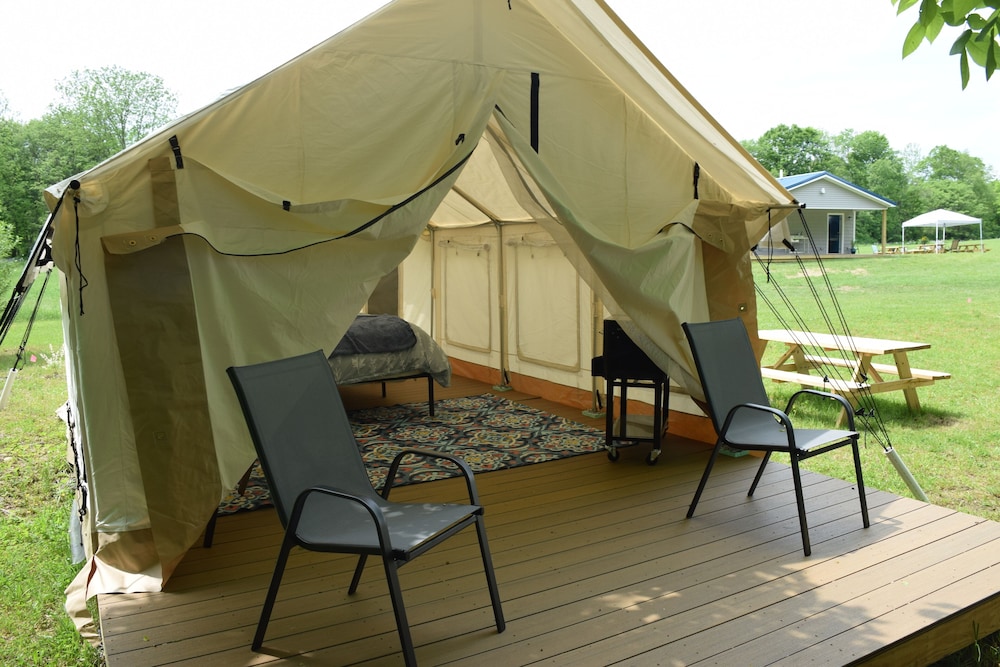 Luxury Tent photo 2