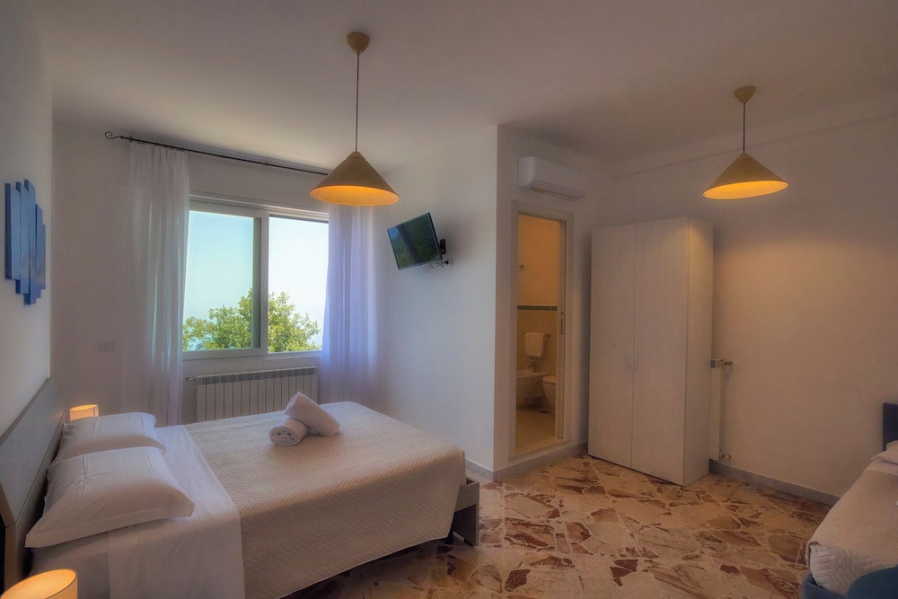 Triple Room, Sea View