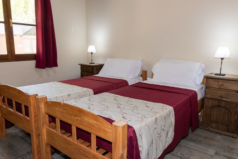 Comfort Bungalow, 2 Bedrooms, Pool View photo 1