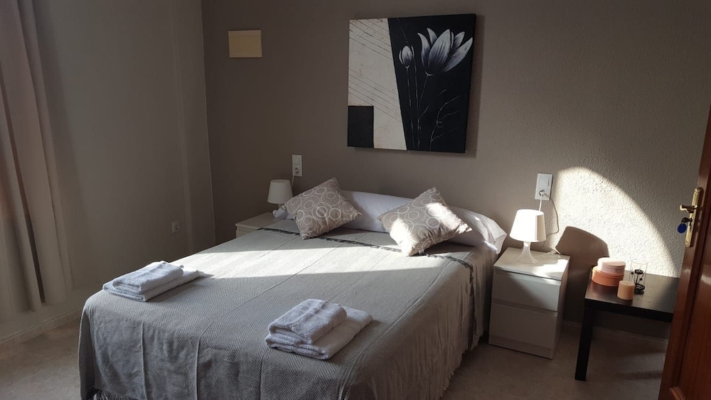 Double Room, 1 Double Bed, Non Smoking - Photo 2