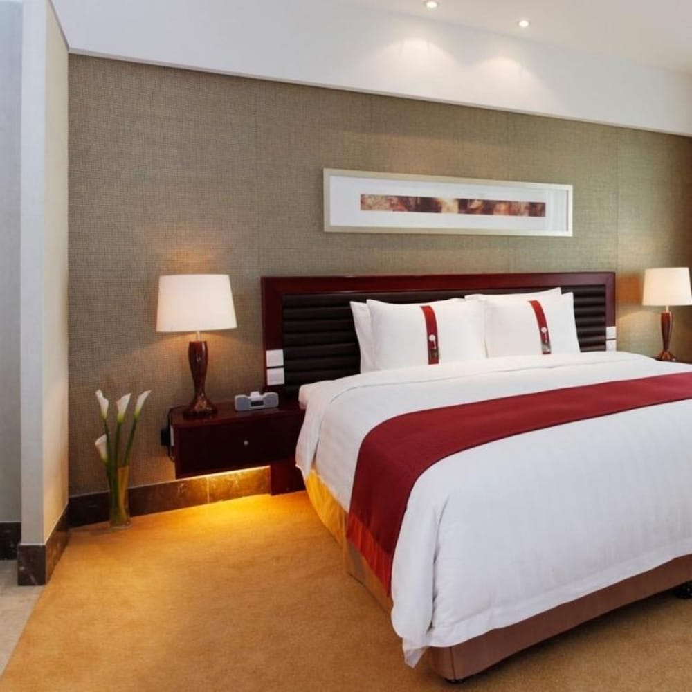 Suite, 1 King Bed