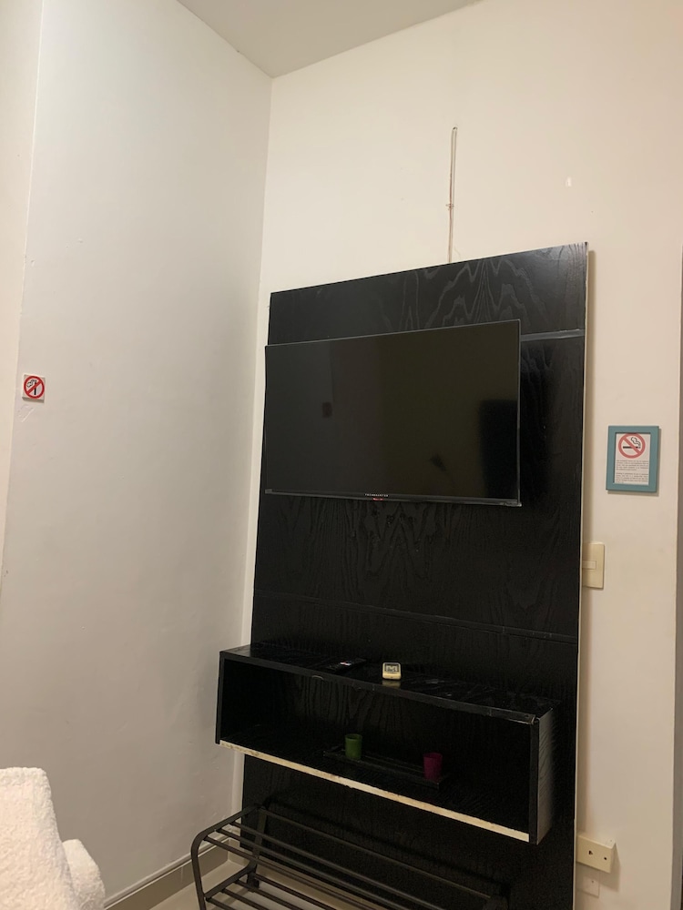 Signature Room photo 3