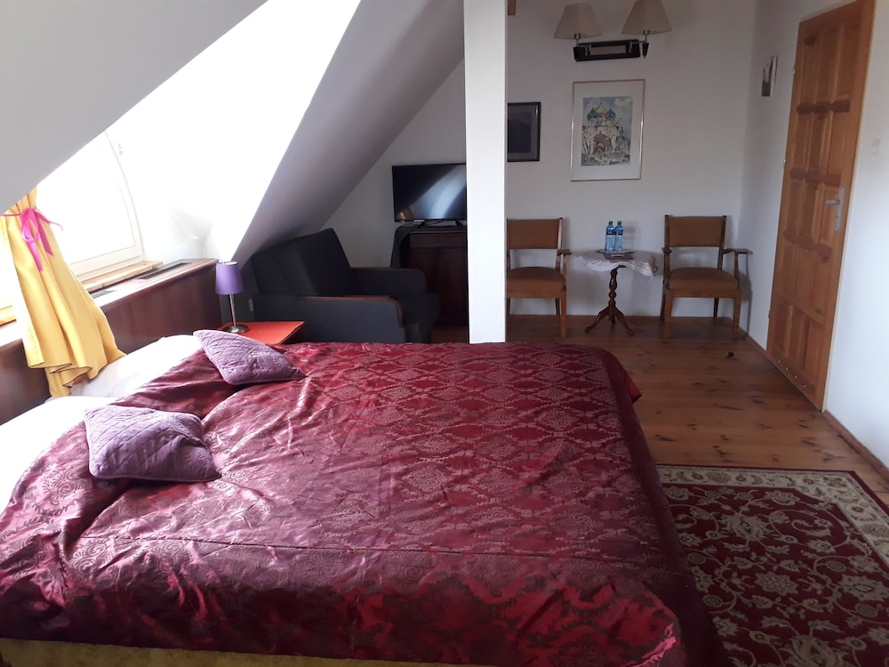 Double Room - Photo 3