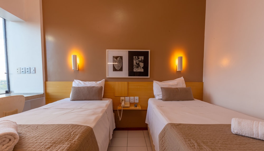 Standard Twin Room - Photo 2