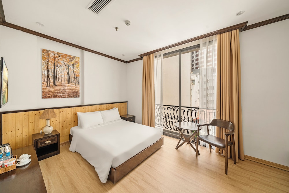 Family Room, 2 Bedrooms, Non Smoking, City View