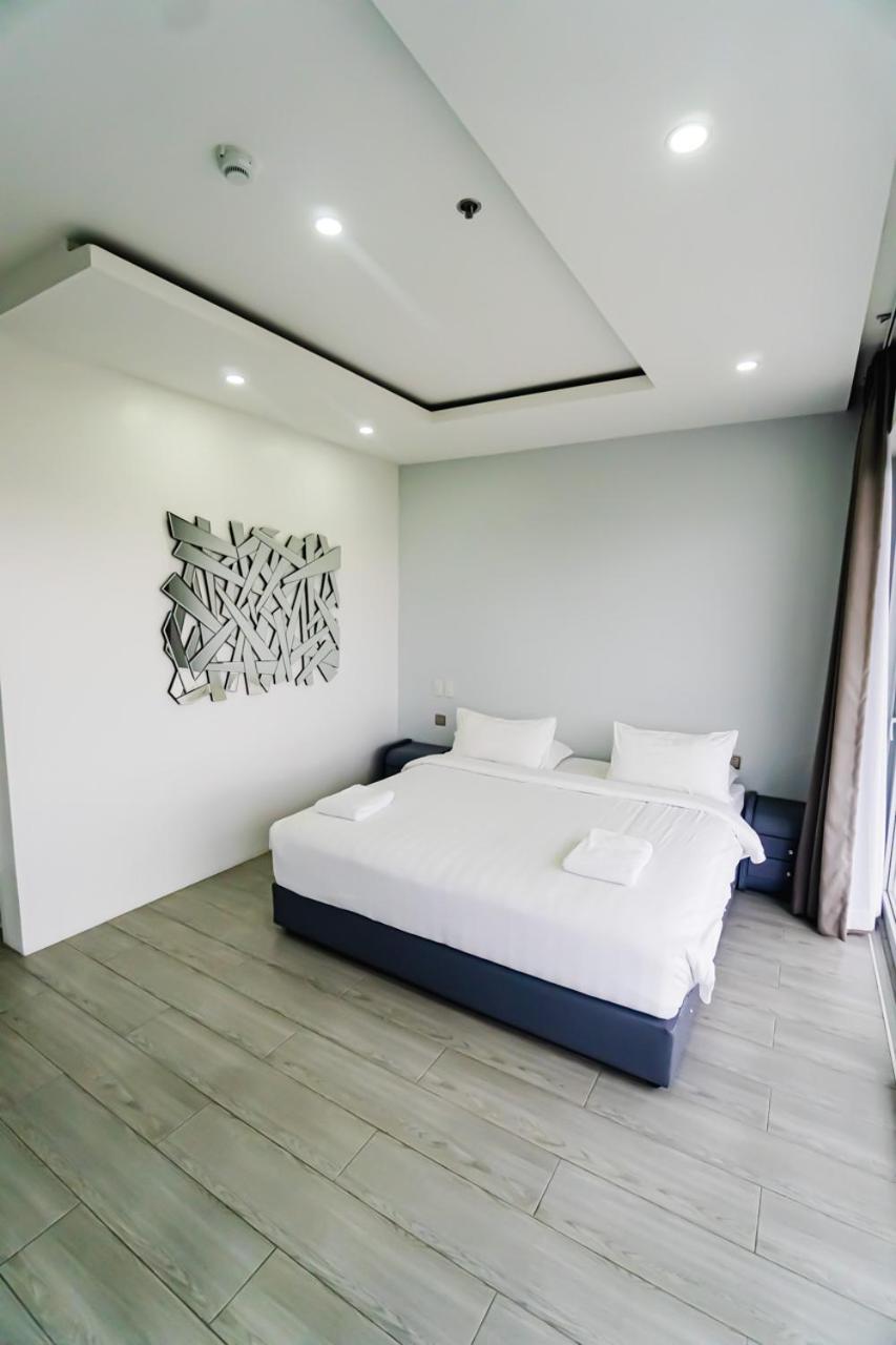 Penthouse Apartment photo 1