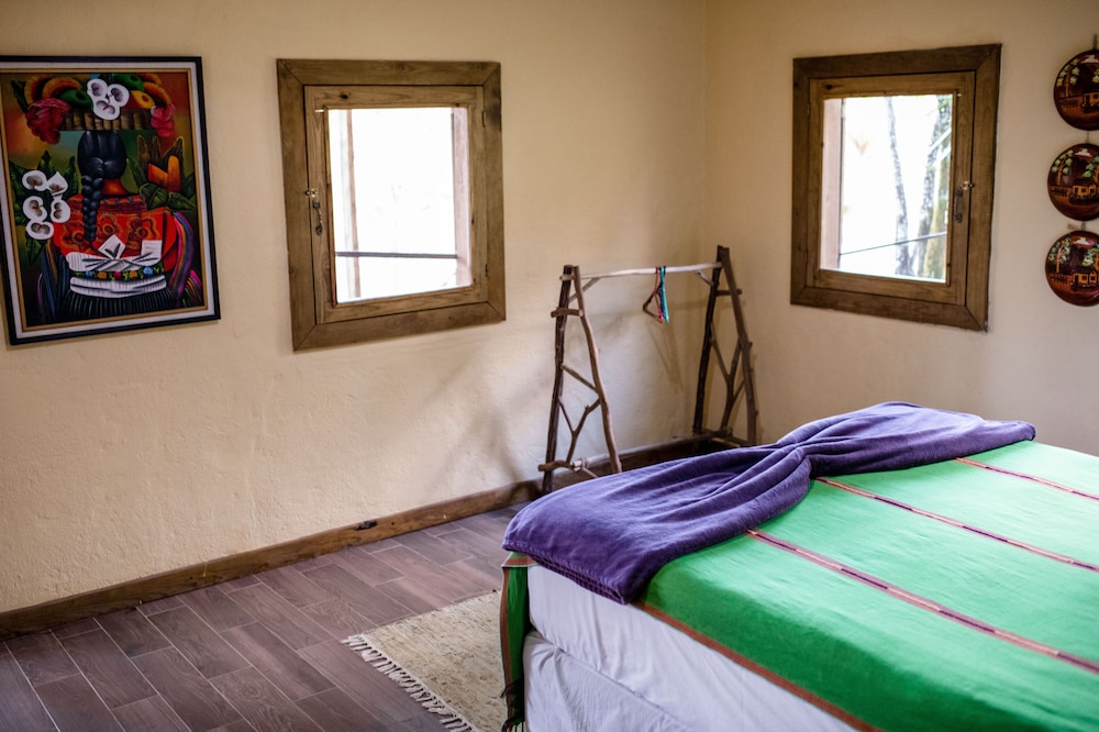 #7 Riverside Cabana- Queen Size bed