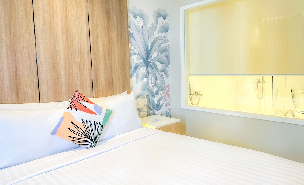 Executive Room - Photo 3