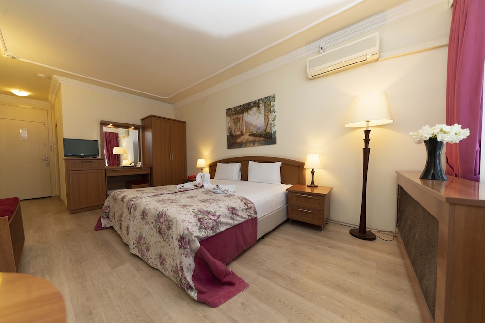 Standard Double Room photo 1
