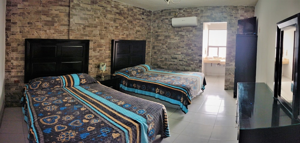 Standard Double Room, 2 Double Beds photo 1