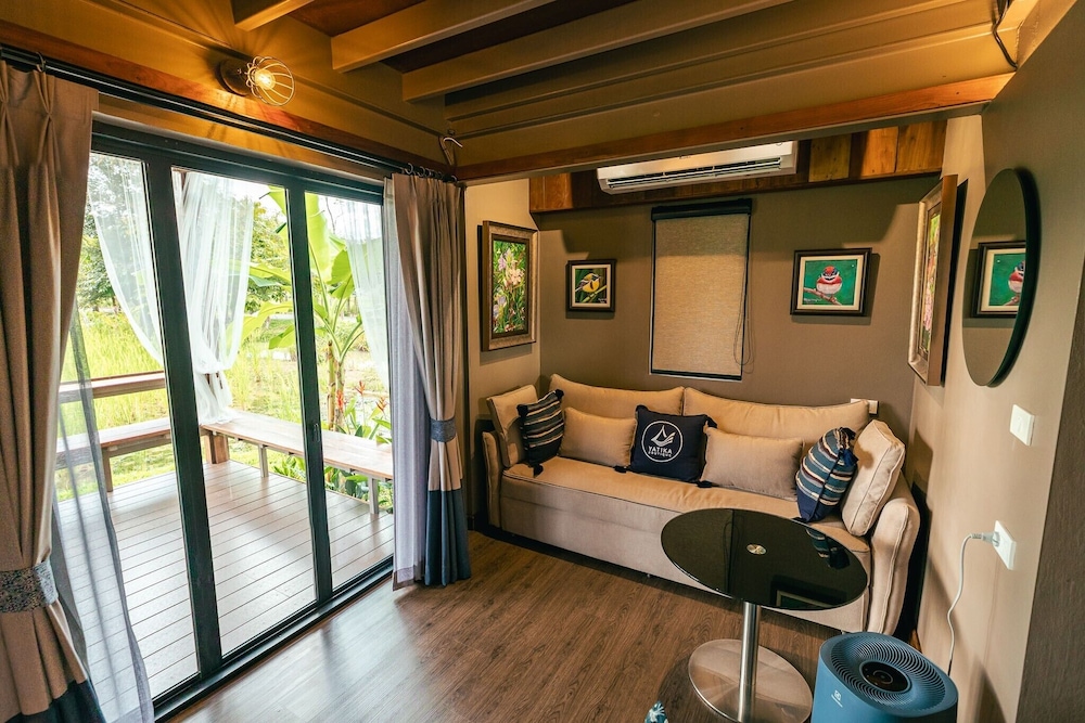 Premium Duplex - Photo 19