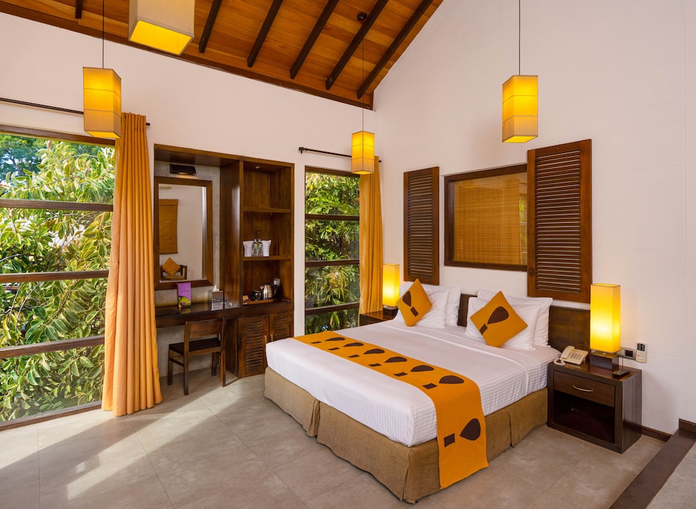 Deluxe Chalet photo 2