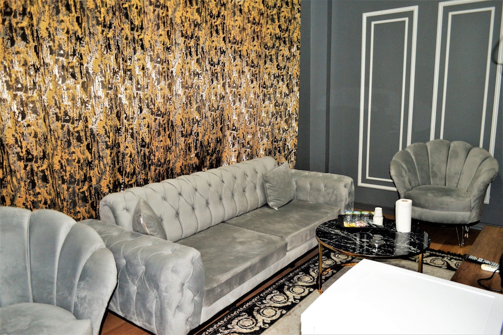 Suite photo 1
