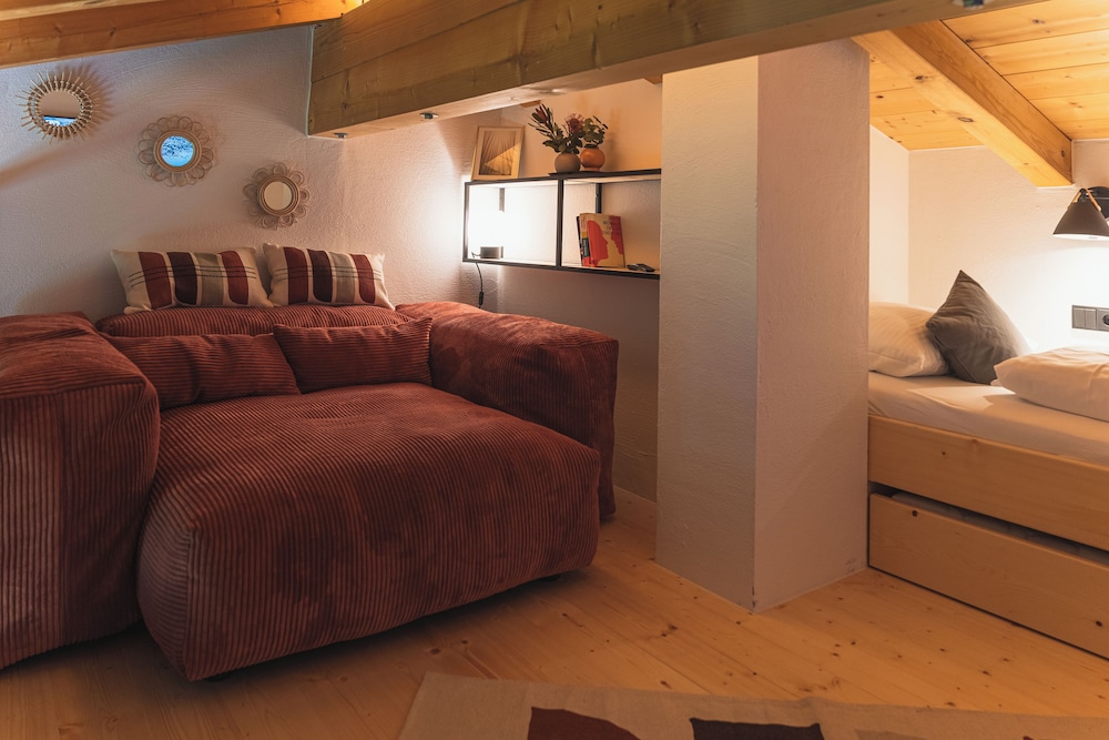 Gallery Chalet photo 2