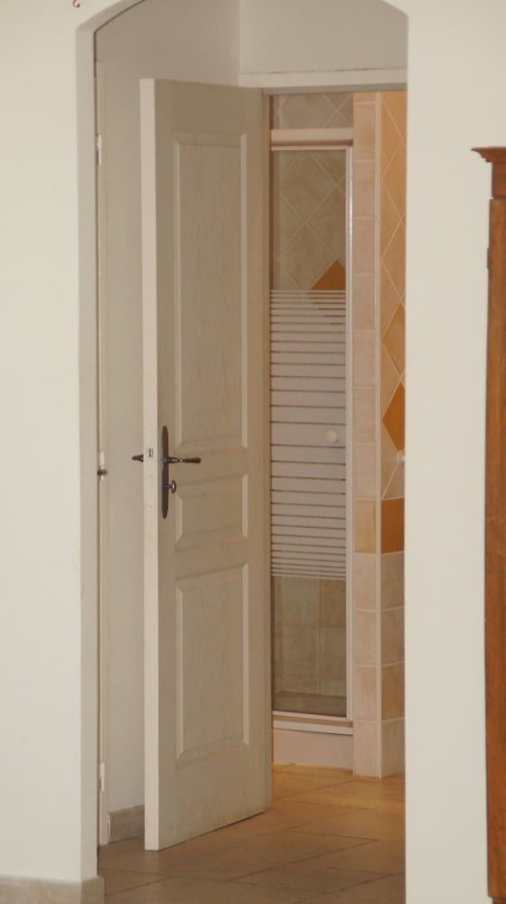 Shared Dormitory (La Bergerie) photo 3