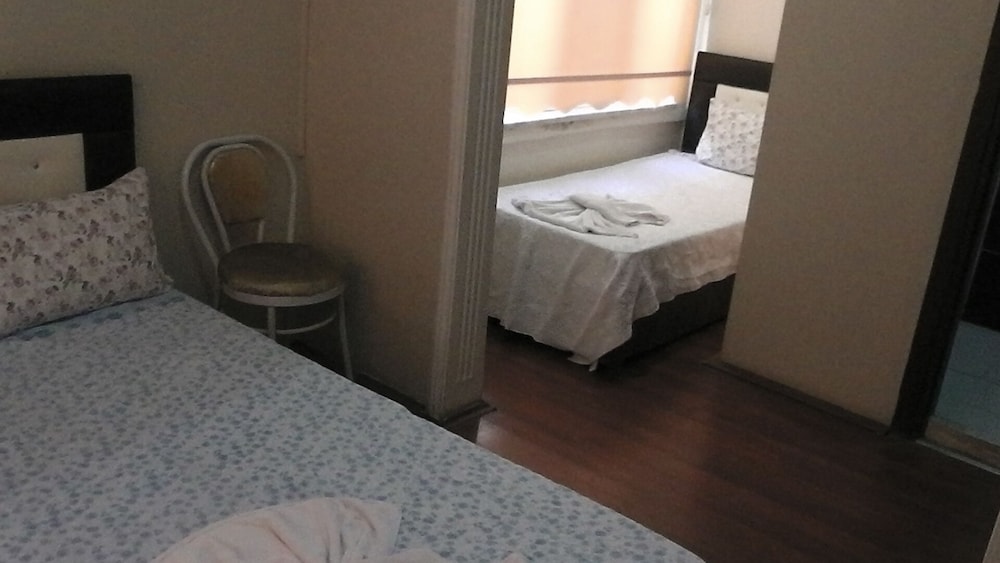 Triple Room - Photo 7