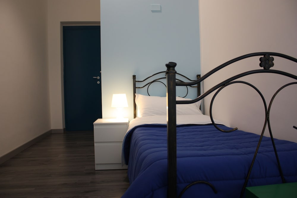 Traditional Single Room, Private Bathroom photo 1