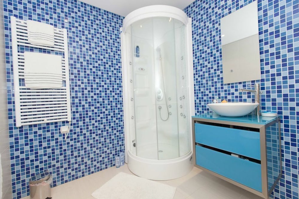Apartment, 3 Bedrooms, Terrace, Garden View photo 2