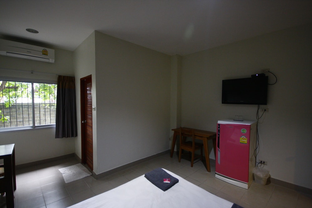 Standard Double Room photo 3