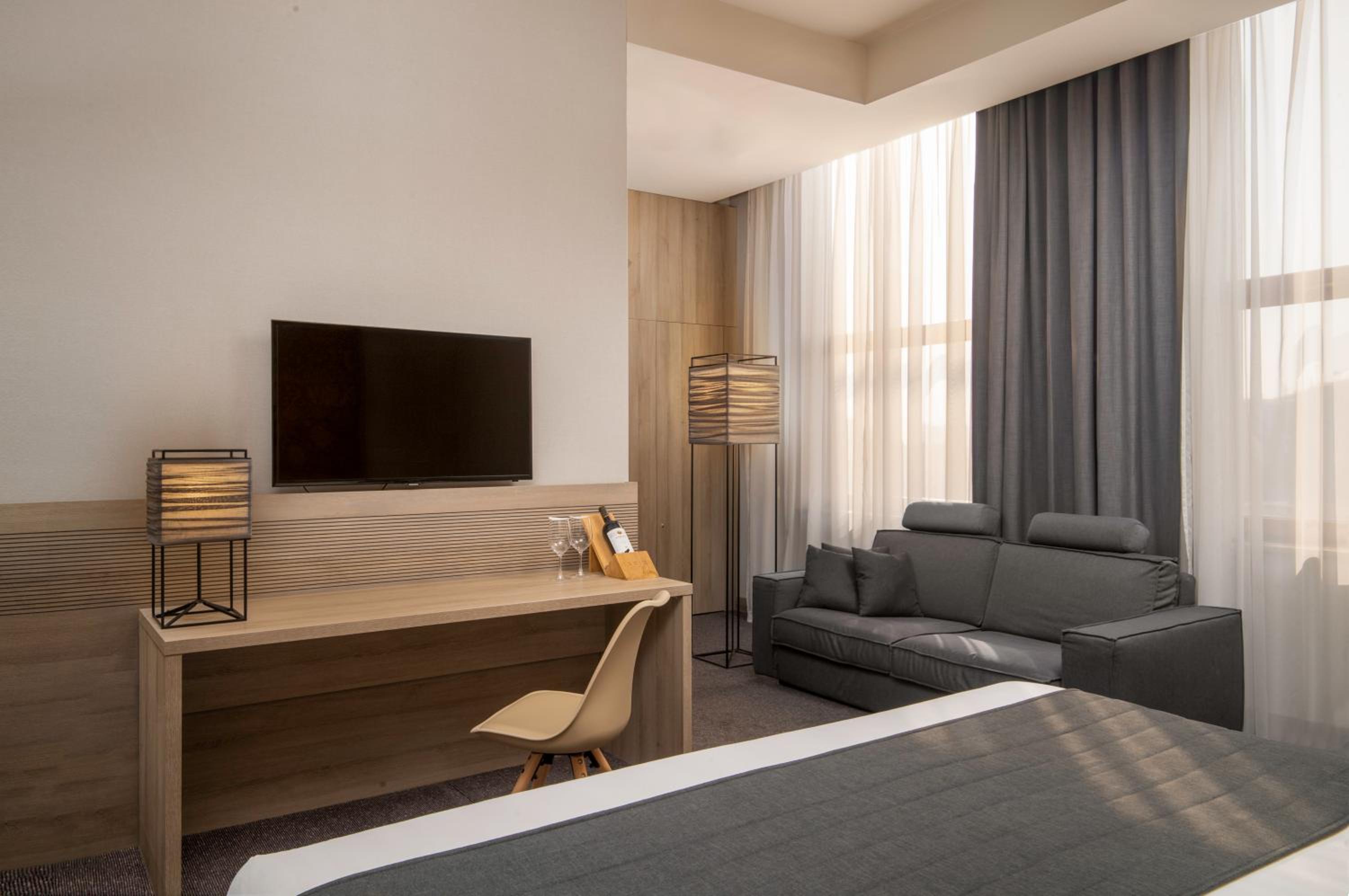 Executive Suite photo 3