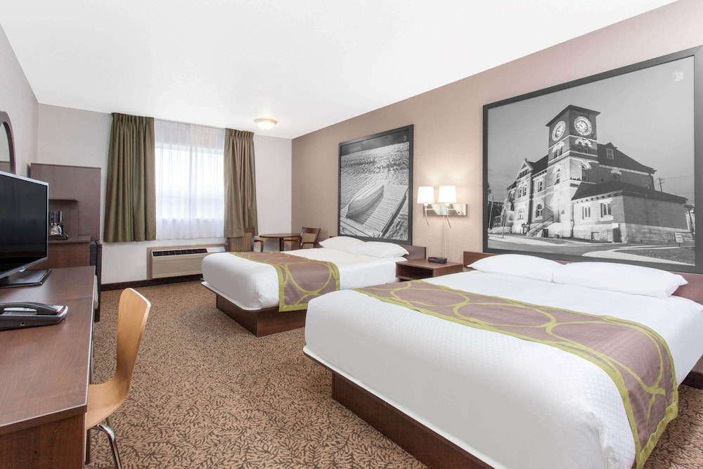 Standard Room, 2 Queen Beds - Photo 1