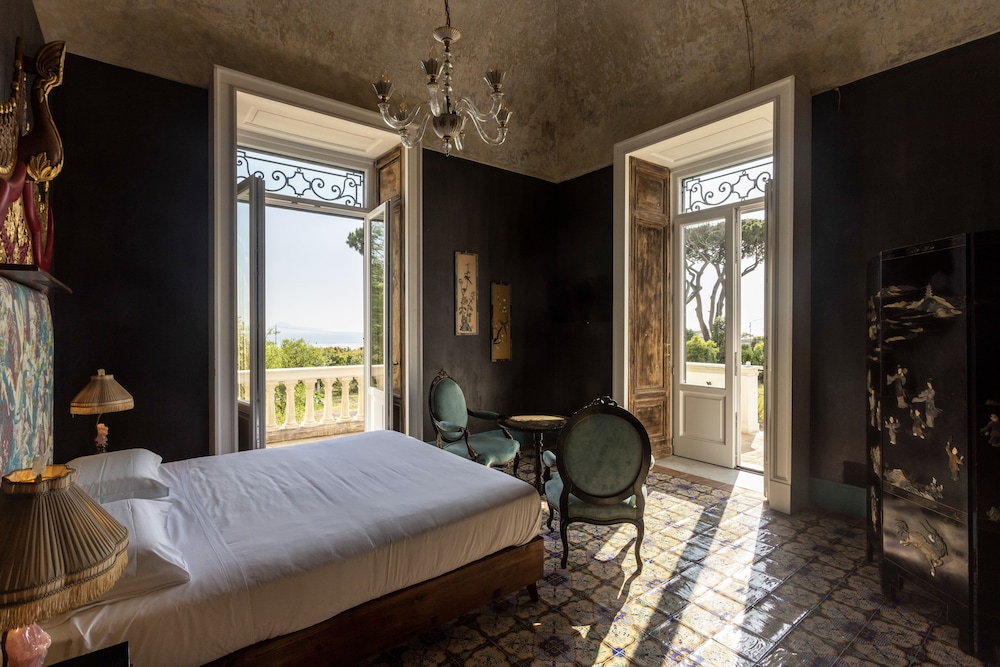 Signature Room photo 2