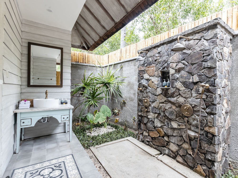 One Bedroom Private Pool Villa with Daily Afternoon Tea - Photo 2