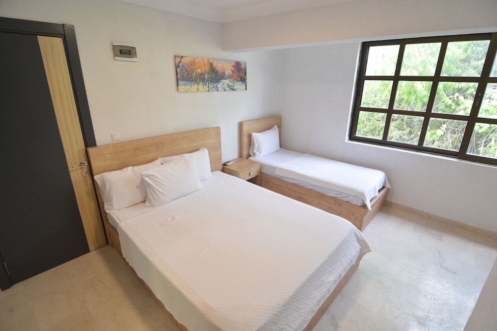 Standard Triple Room photo 3