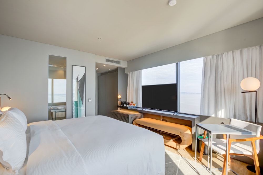 Executive Room, 1 King Bed