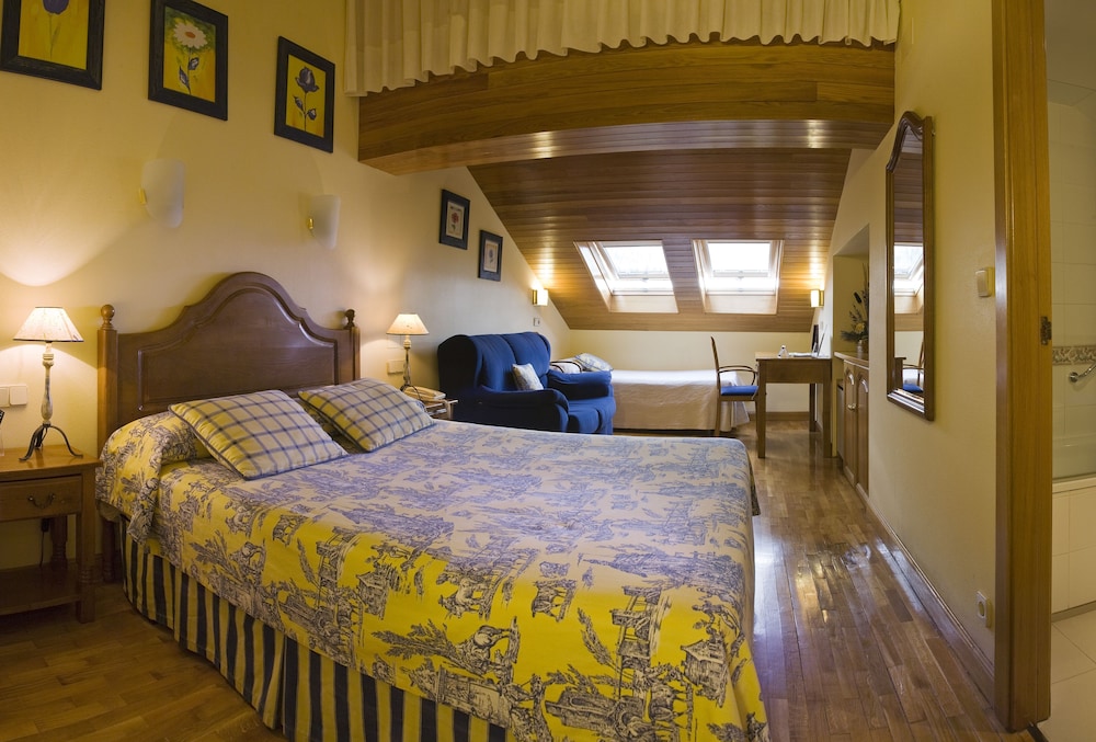 Superior Double Room - Photo 1