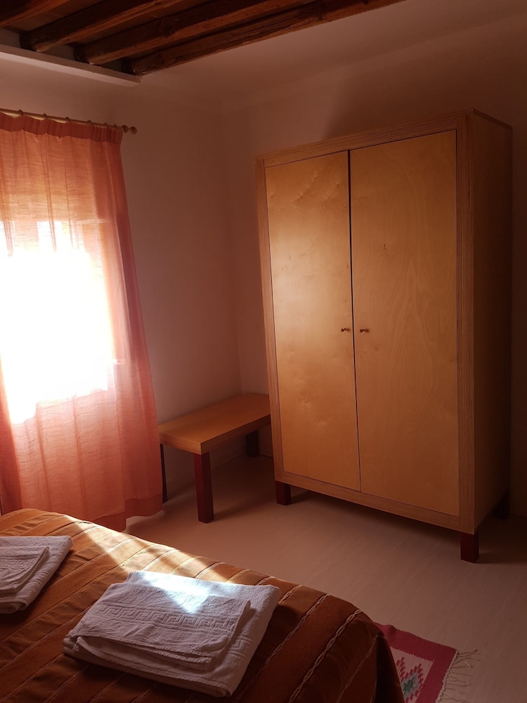 Basic Quadruple Room, Multiple Bedrooms