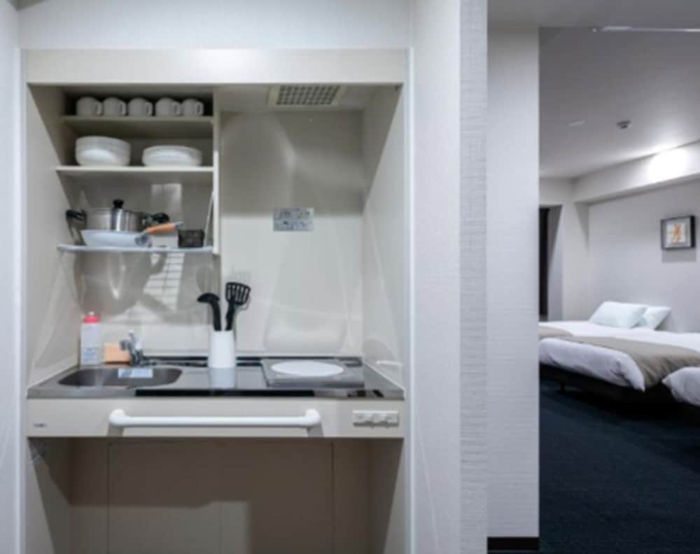 Luxury Suite, Non Smoking, Hot Tub - Photo 5