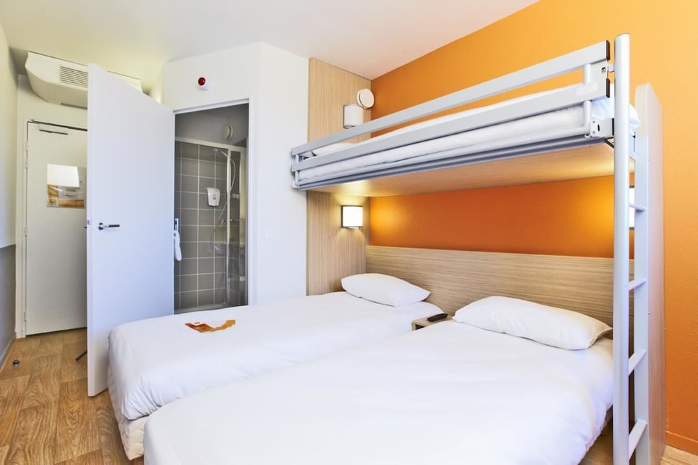 Standard Room, 3 Twin Beds