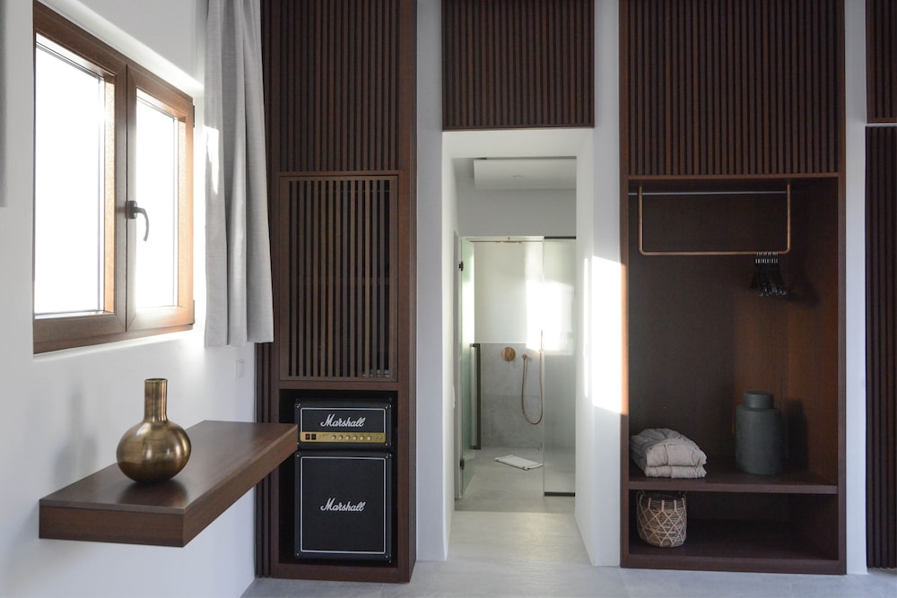 Superior Suite with sea view, Private Balcony and small Plunge pool